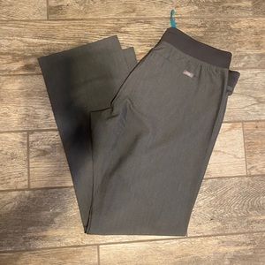 Graphite Livingston figs scrub pants